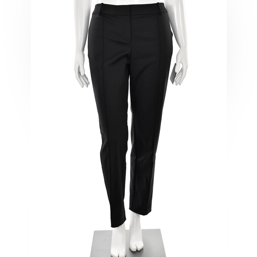 St John Caviar Pants tag is 12 they fit like a 10. Very nice pant!